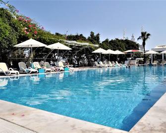 Skopea Inn Exclusive Hotel - Göcek - Pool