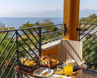 Nebilux Hotel - Antalya - Balcony