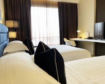 M Roof Hotel & Residences - Ipoh - Bedroom