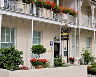 Pier View Self Catering Luxury Apartments - Southend-on-Sea - Gebouw