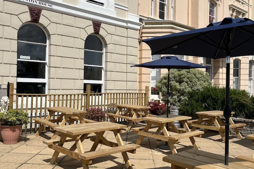 لينتون هاوس