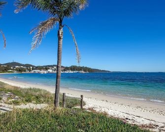 Bayview Towers Unit 1 15 Victoria Parade - Nelson Bay - Plaża