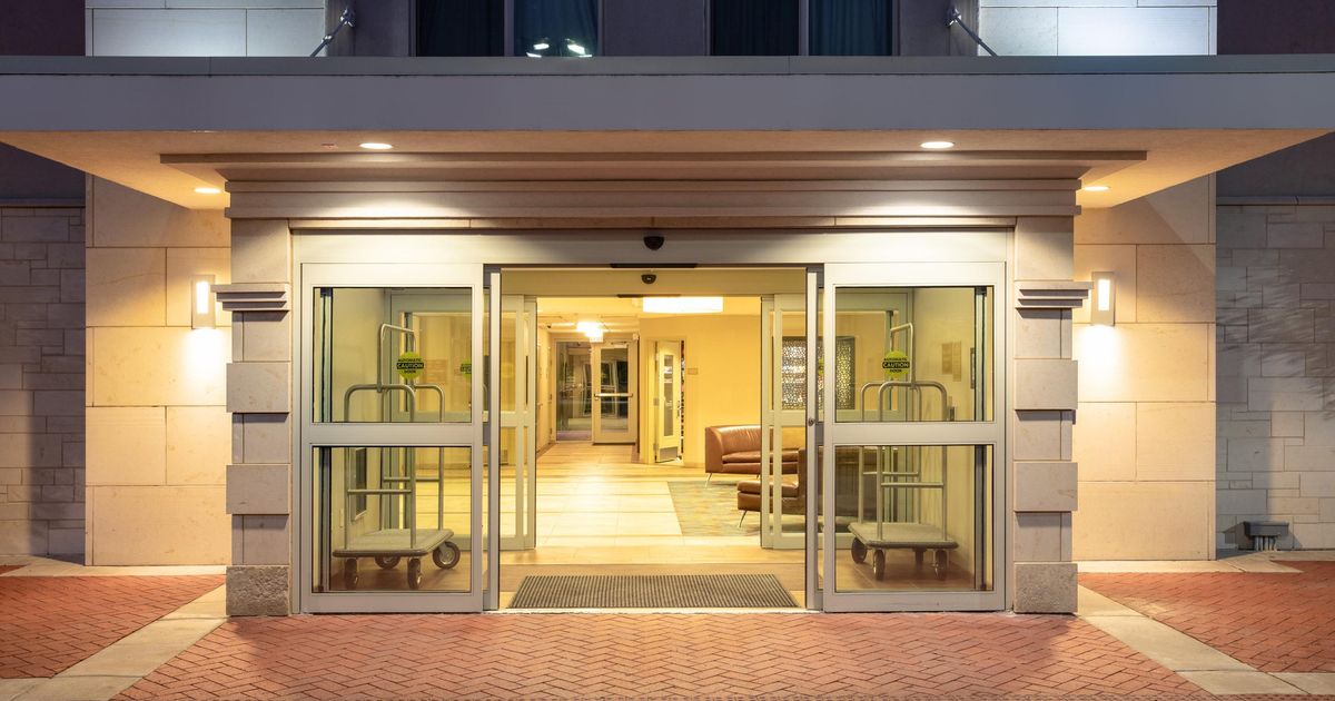 Candlewood Suites Manhattan from 95. Manhattan Hotel Deals & Reviews