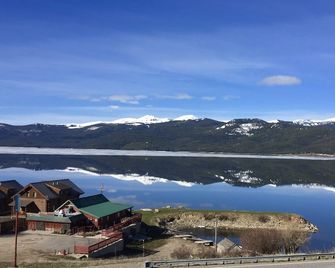 Lake View Suites - West Yellowstone - Utomhus