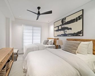 Chic Beachfront Condo - Allure 503 2 bed - Bridgetown