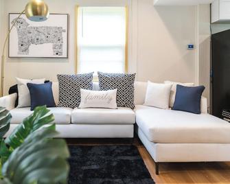 The Legacy Villa - Upper Marlboro - Sala de estar