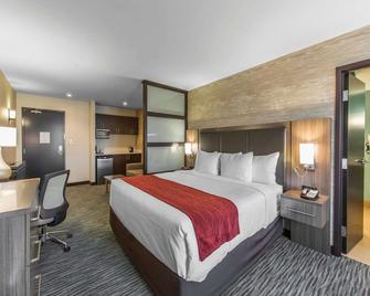 Comfort Inn & Suites Airport North - Calgary - Schlafzimmer