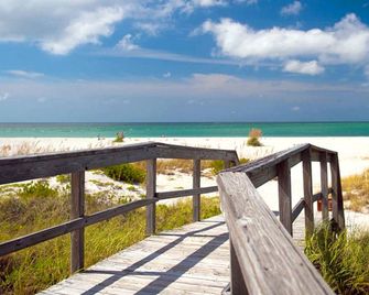Anchor Inn And Cottages - Sanibel - Strand