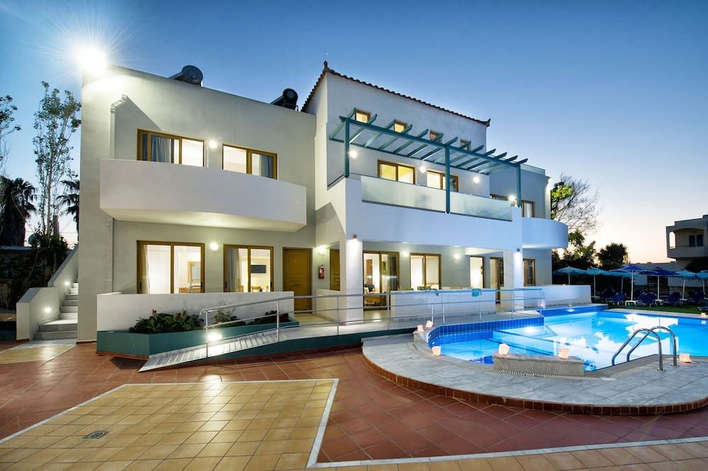 Mary Hotel & Mary Royal Suites - Rethymno
