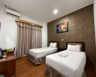 Hotel Andalas Permai - Bandar Lampung - Ložnice