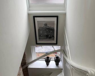 Op 5 Minuten Lopen van het Mooiste wat Leiden te Bieden Heeft - Leiden - Stairs