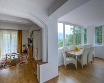 Cabana Trei Brazi - Predeal - Dining room