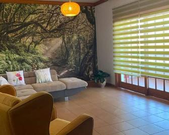 Chalet Isla Tenerife - Tejina - Sala de estar