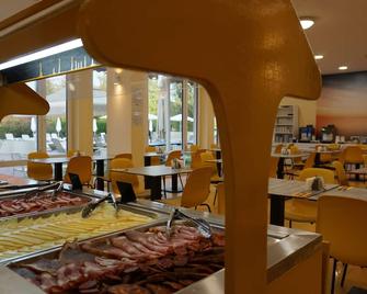 Colors Holiday Hotel - Siófok - مطعم