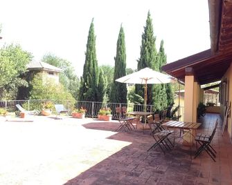 Agriturismo Il Mulino del Vescovo - Giano dell'Umbria - Patio