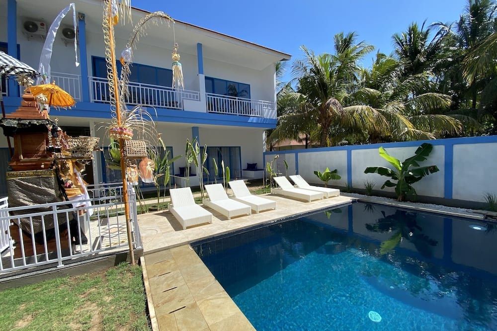 كورا كورا ديفرز لودج - Abang - حوض السباحة