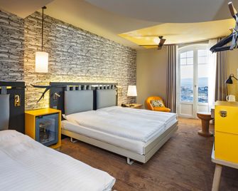 Swiss Wine by Fassbind - Lausanne - Makuuhuone