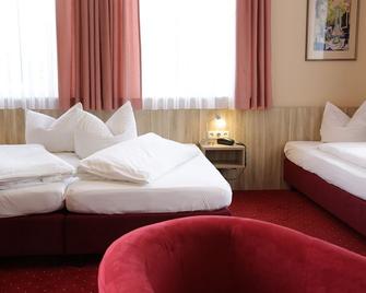 Gasthof Pension Prinzregent - Marquartstein - Bedroom