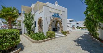 Hotel Francesca - Agios Prokopios - Rakennus