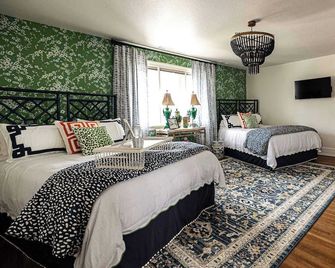 The Hoyt Family Suite- Historic Luxury in the heart of Carroll - Carroll