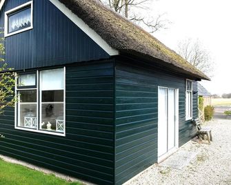 Cottage in Dwarsgracht near Giethoorn - Giethoorn - Edificio