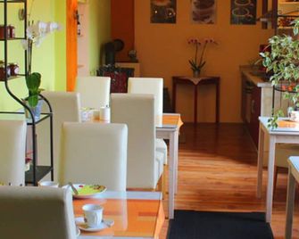 Single room 1 online - Gästehaus Wolter - Віттенберг - Ресторан