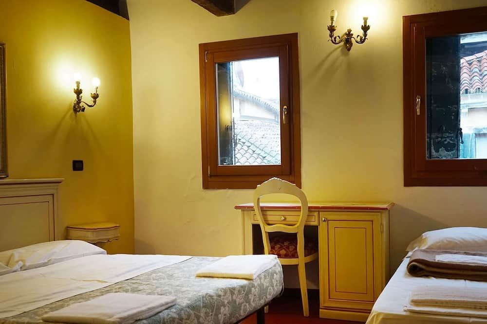 أي بوتيري - البندقية - غرفة نوم