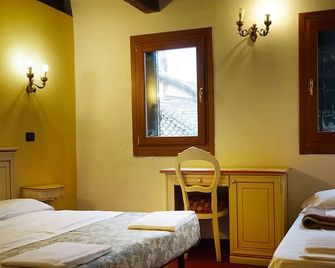 أي بوتيري - البندقية - غرفة نوم