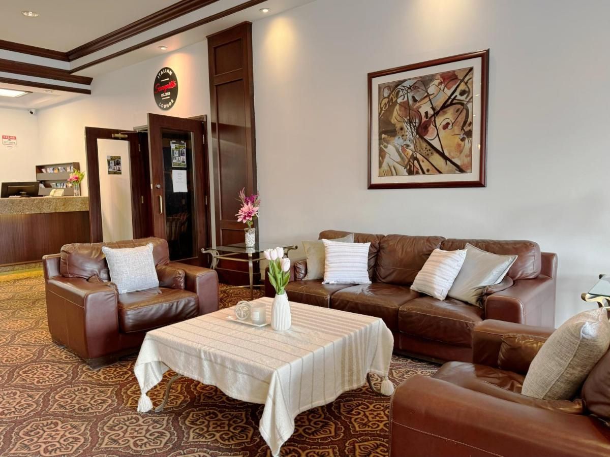 Divya Sutra Plaza and Conference Centre Calgary Airport thumbnail 3