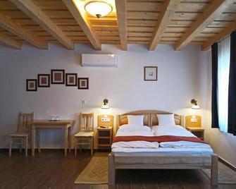 Margaréta Panzió - Horvátzsidány - Bedroom