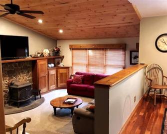 702 Mid Atlantic - Paulsboro - Sala de estar