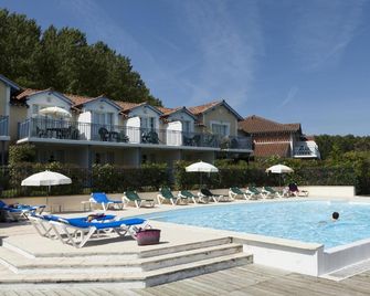 Residence Le Hameau du Lac - maeva Home - Marciac - Pool