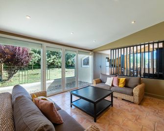 Le Mas des Aracil 2 - Appt climatisé avec piscine - Suze-la-Rousse - Salon