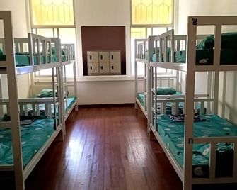 Hatyai Backpackers Hostel - Hat Yai - Camera da letto