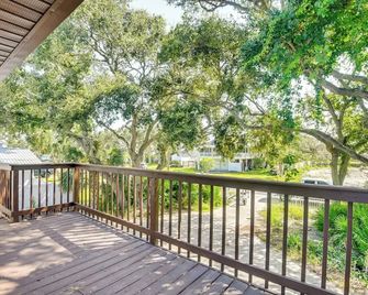 Outdoor Oasis w/ Boat Slip & Spa in St Augustine! - St. Augustine - Balkon