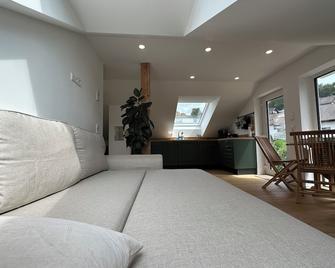 Ferienwohnung 14 - Zwiefalten - Wohnzimmer