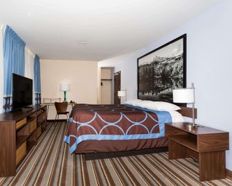 Super 8 by Wyndham Longmont/Twin Peaks - Longmont - Slaapkamer