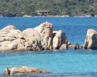 Apartment/ flat - La MaddalenaHouse with character - La Maddalena - Beach