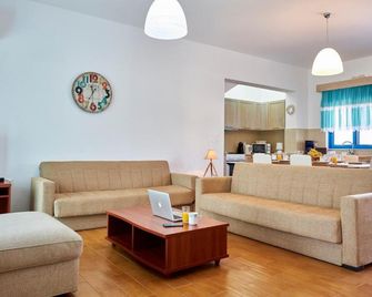 Nerida Beachfront Villas - Plimmiri - Living room