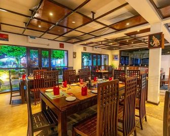 The Mangrove Cave Hotel - Bentota - Restaurant