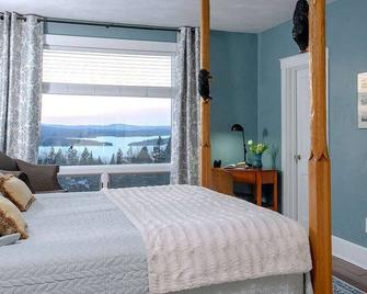 The Lodge at Moosehead Lake - Greenville - Bedroom