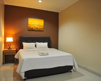 Benito Residence - South Tangerang City - Ložnice