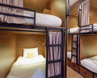 Fello Bnb Hostel Kuta - Adults Only - Kuta - Quarto