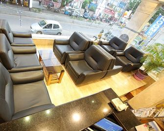 Hotel Arasan Sapthagiri - Madurai - Lounge