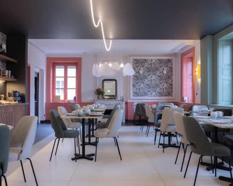 Hotel 2M, The Originals Relais - Saint-Just-Saint-Rambert - Restaurant