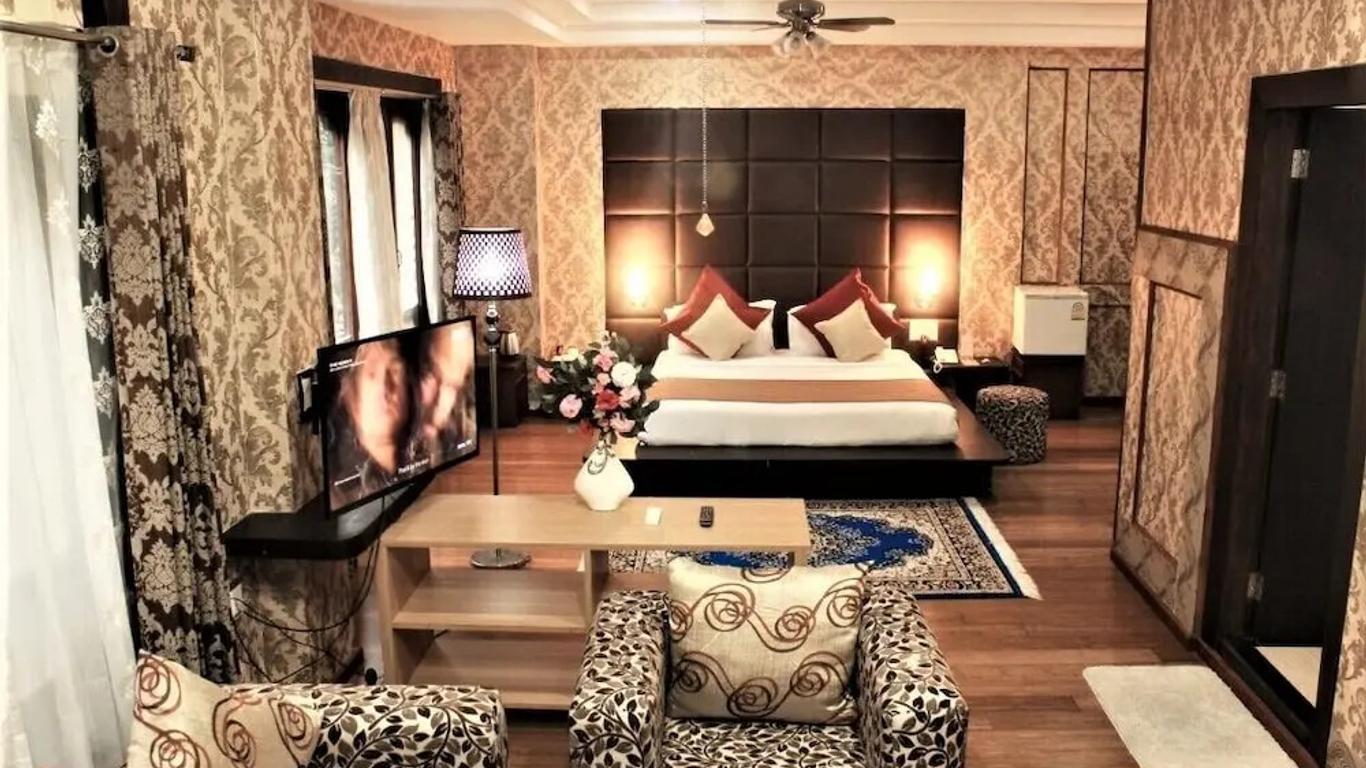 Tashi Namgay Resort