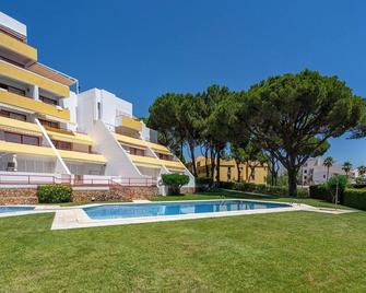 HostWise - Sunny Escape with a Pool & Balcony - Quarteira - Pool