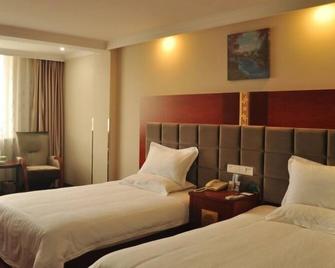 Greentree Inn Taizhou Tiantai Bus Station Express Hotel - Taizhou - Bedroom