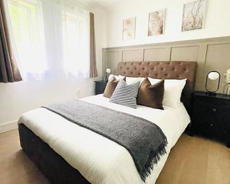 Lovely 1-bedroom Apt in Glasgow City near Subway - Glasgow - Habitación