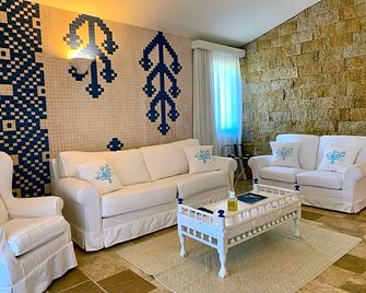 Hotel Cala Caterina - Villasimius - Wohnzimmer